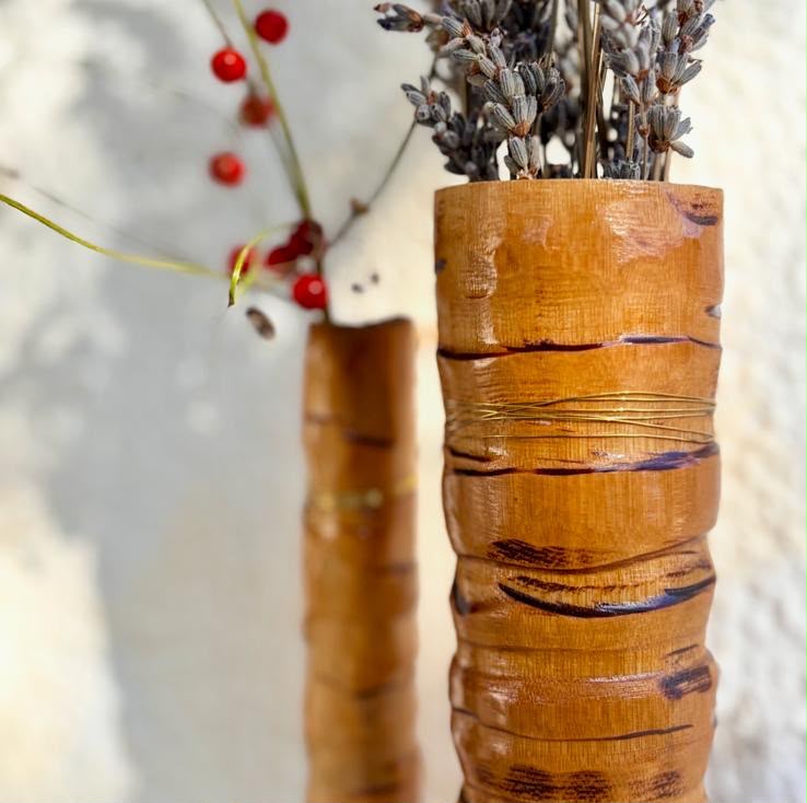 Shiny Spirals Dry Flower Vase